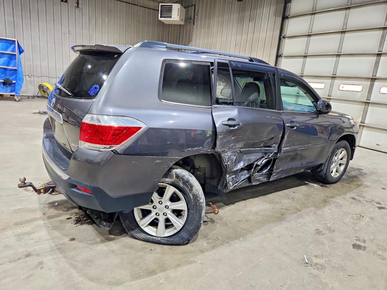2012 Toyota Highlander Se Серый vin: 5TDBK3EH4CS174786