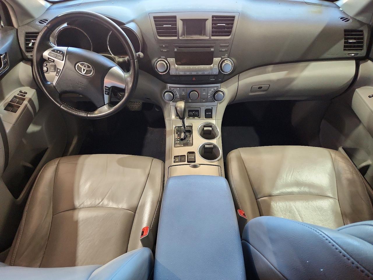 2012 Toyota Highlander Se Серый vin: 5TDBK3EH4CS174786