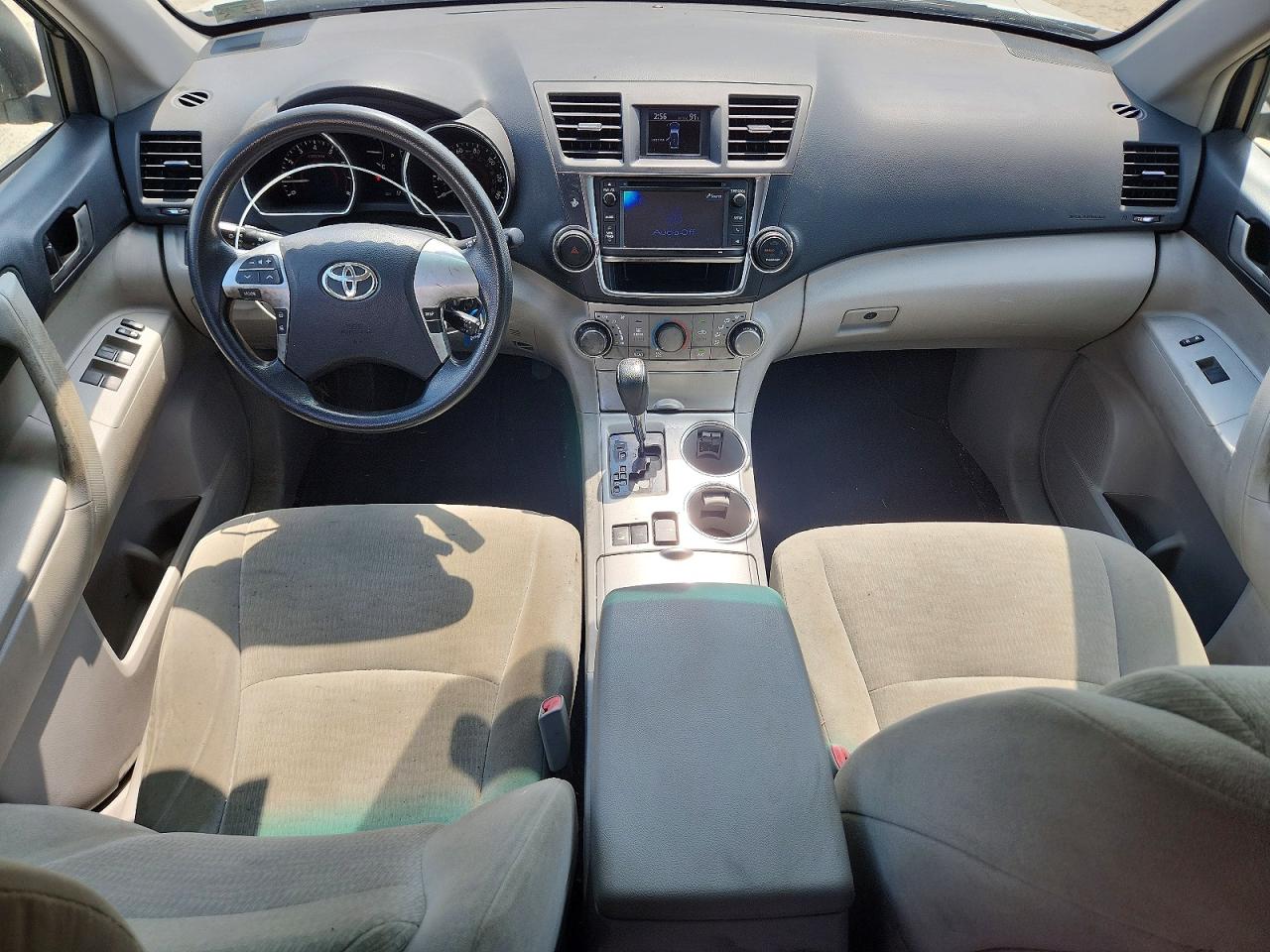 2013 Toyota Highlander Plus Белый vin: 5TDBK3EH4DS193677