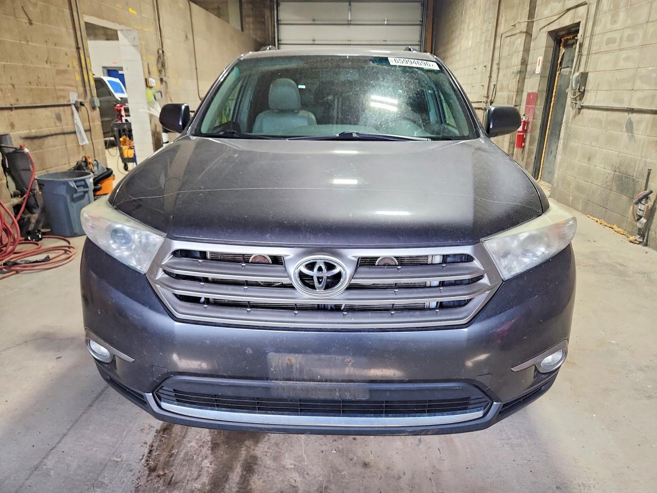 2013 Toyota Highlander Se Gray vin: 5TDBK3EH4DS199799