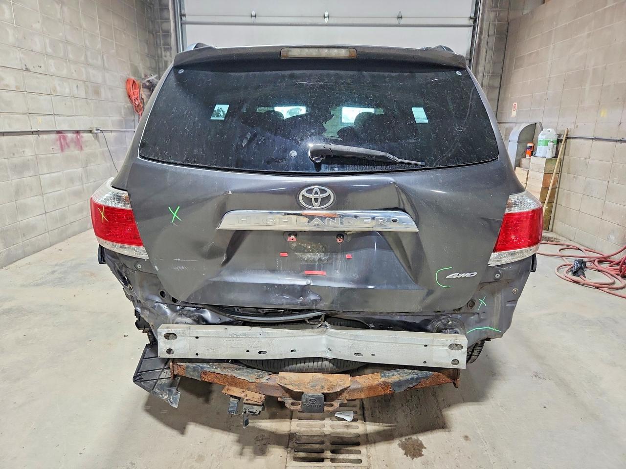 2013 Toyota Highlander Se Gray vin: 5TDBK3EH4DS199799