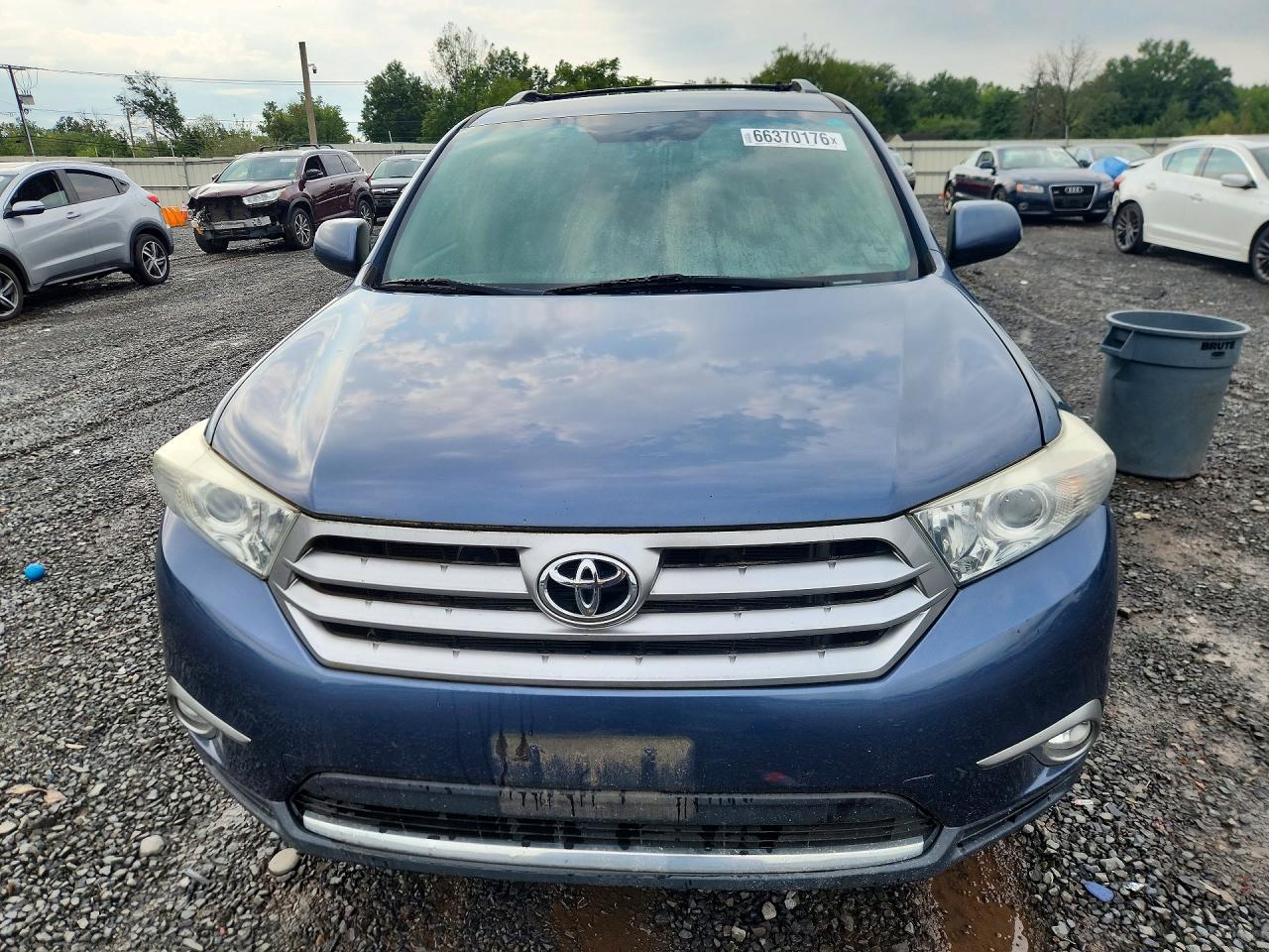 2013 Toyota Highlander Se Blue vin: 5TDBK3EH4DS213927