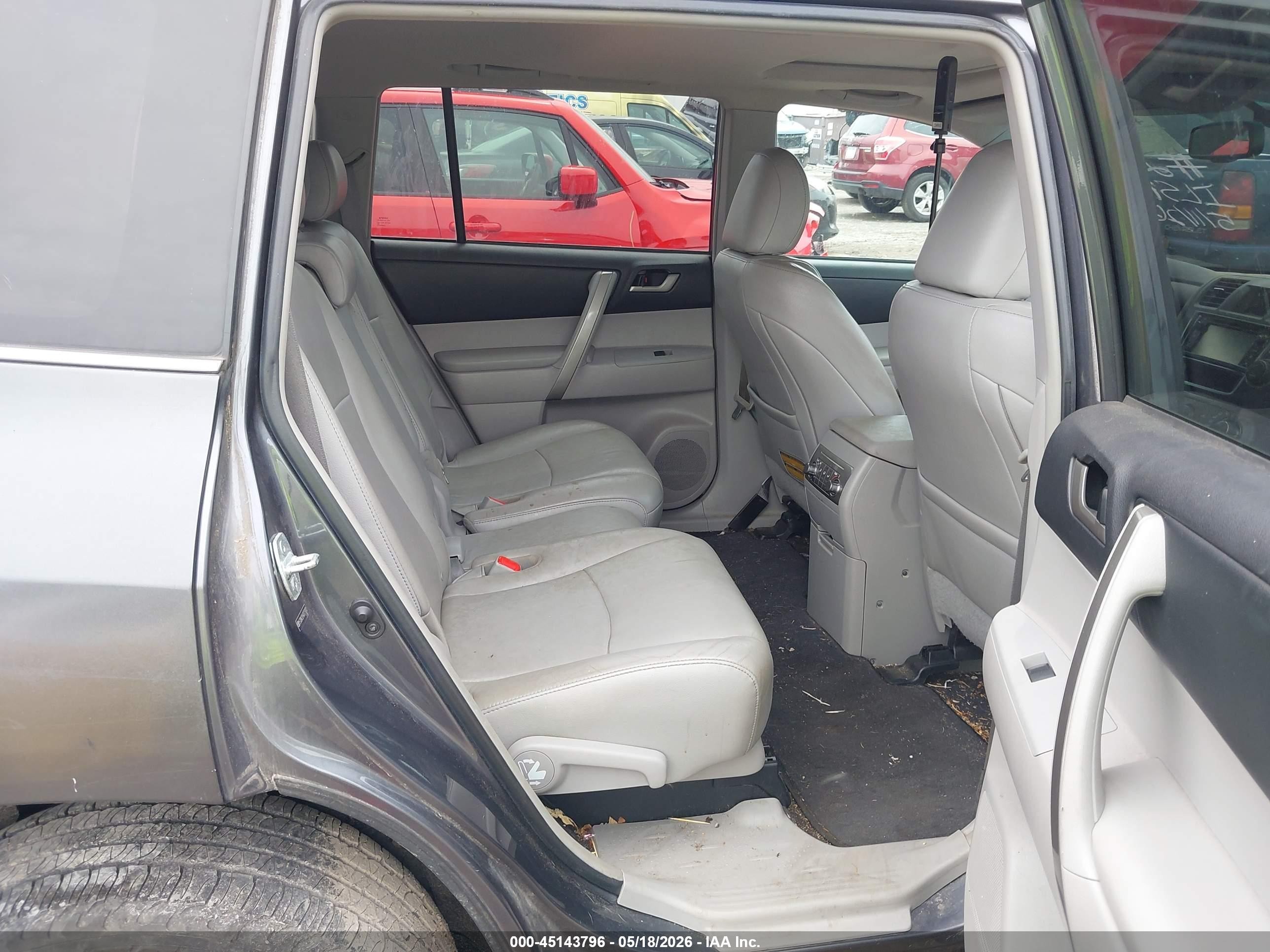 2013 Toyota Highlander Se V6 Gray vin: 5TDBK3EH4DS279202