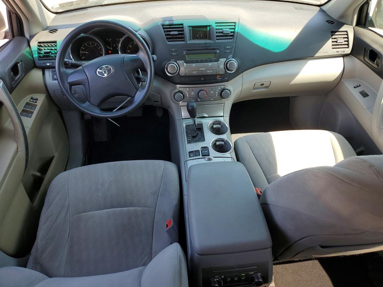 2011 Toyota Highlander Gray vin: 5TDBK3EH5BS069253