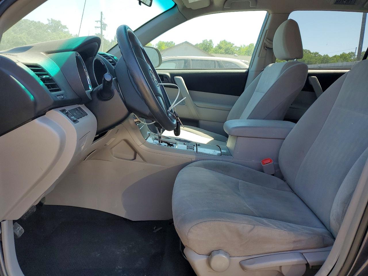 2011 Toyota Highlander Gray vin: 5TDBK3EH5BS069253