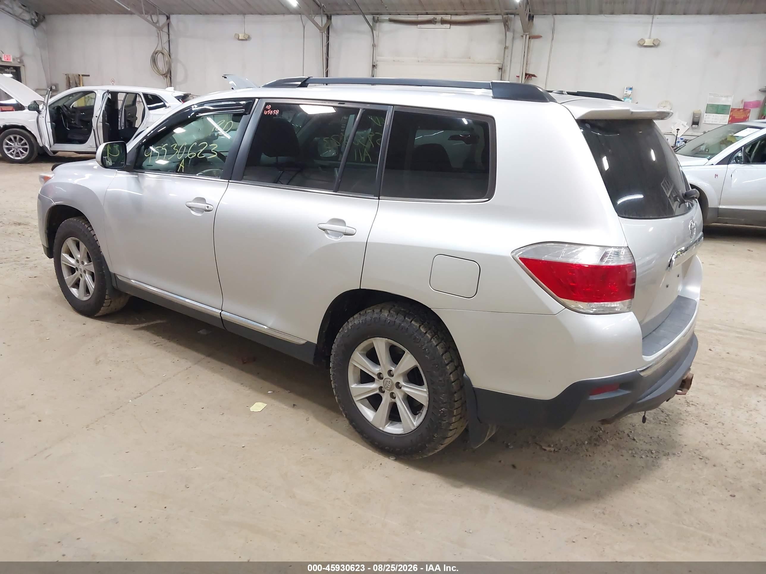 2011 Toyota Highlander Se V6 Silver vin: 5TDBK3EH5BS070256