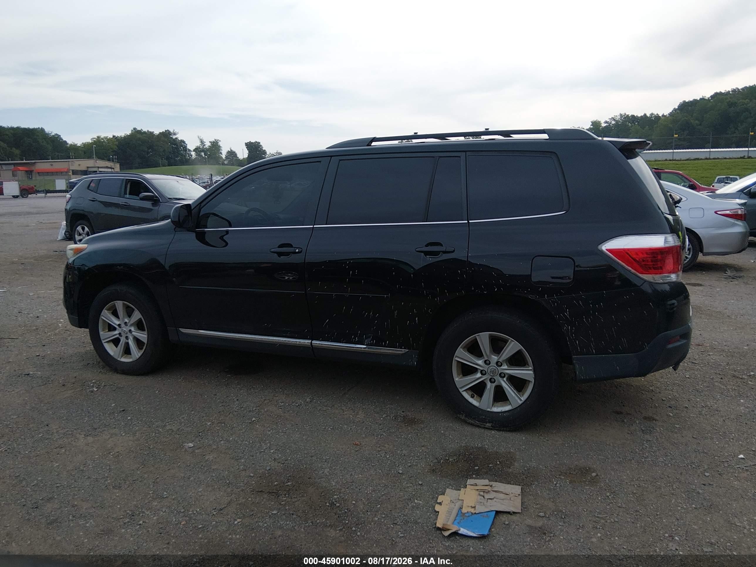 2011 Toyota Highlander Base V6 Black vin: 5TDBK3EH5BS083315