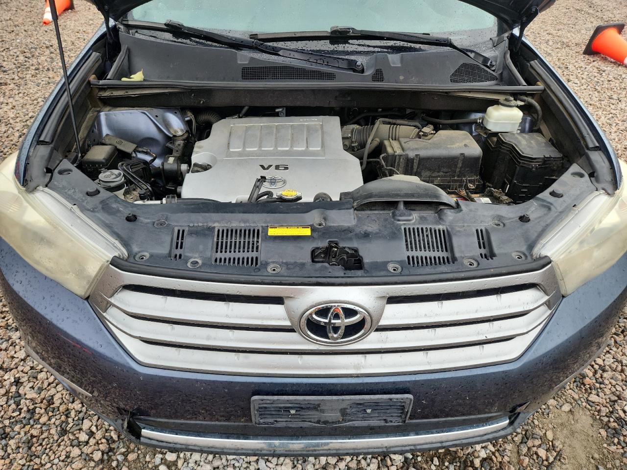 2012 Toyota Highlander Base Blue vin: 5TDBK3EH5CS109123