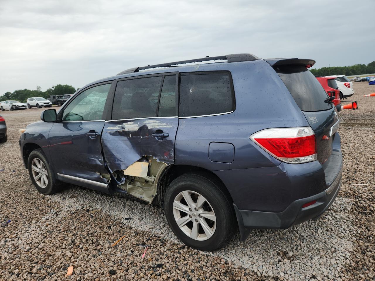 2012 Toyota Highlander Base Blue vin: 5TDBK3EH5CS109123