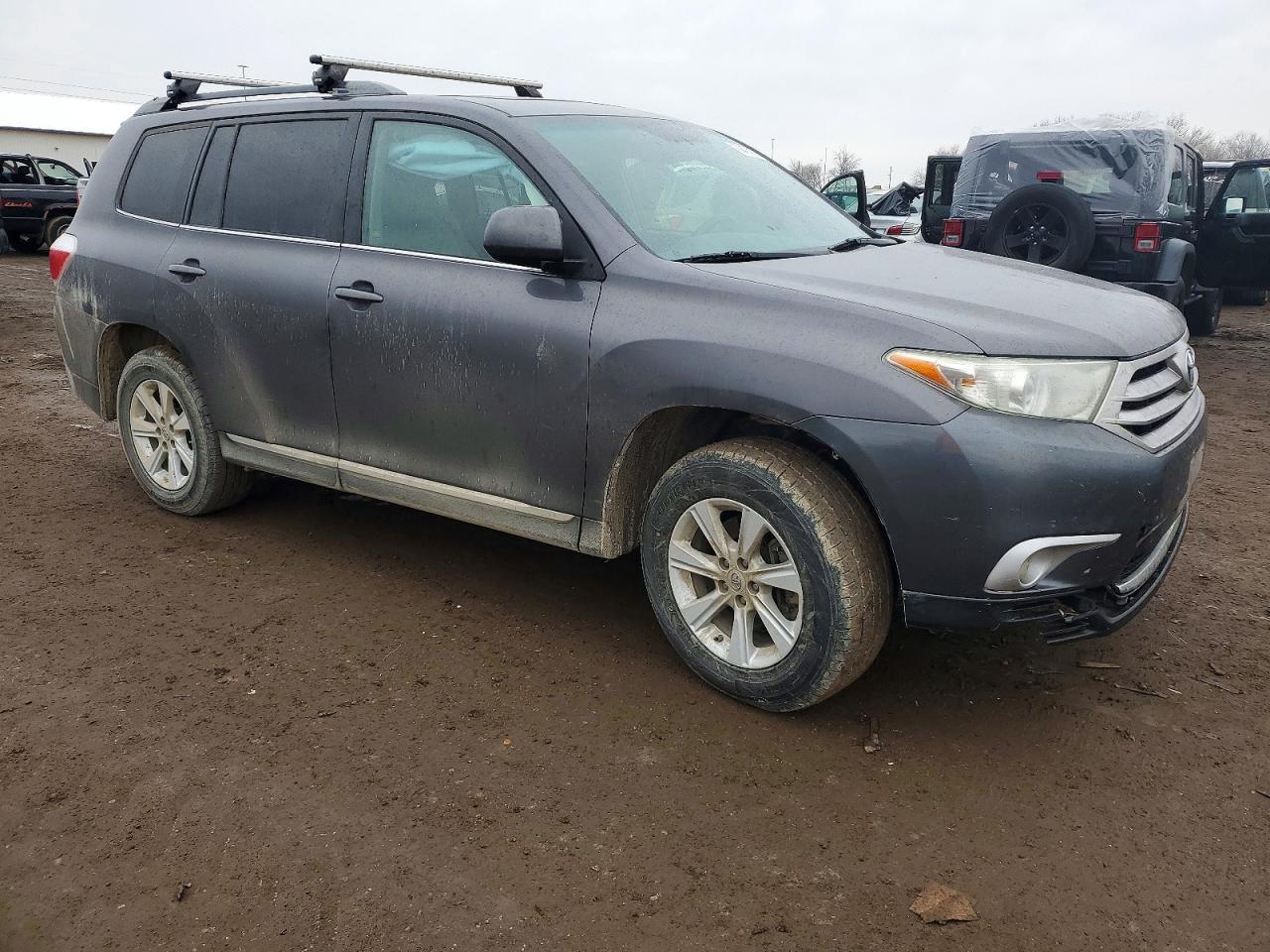 2013 Toyota Highlander Base Gray vin: 5TDBK3EH5DS180730