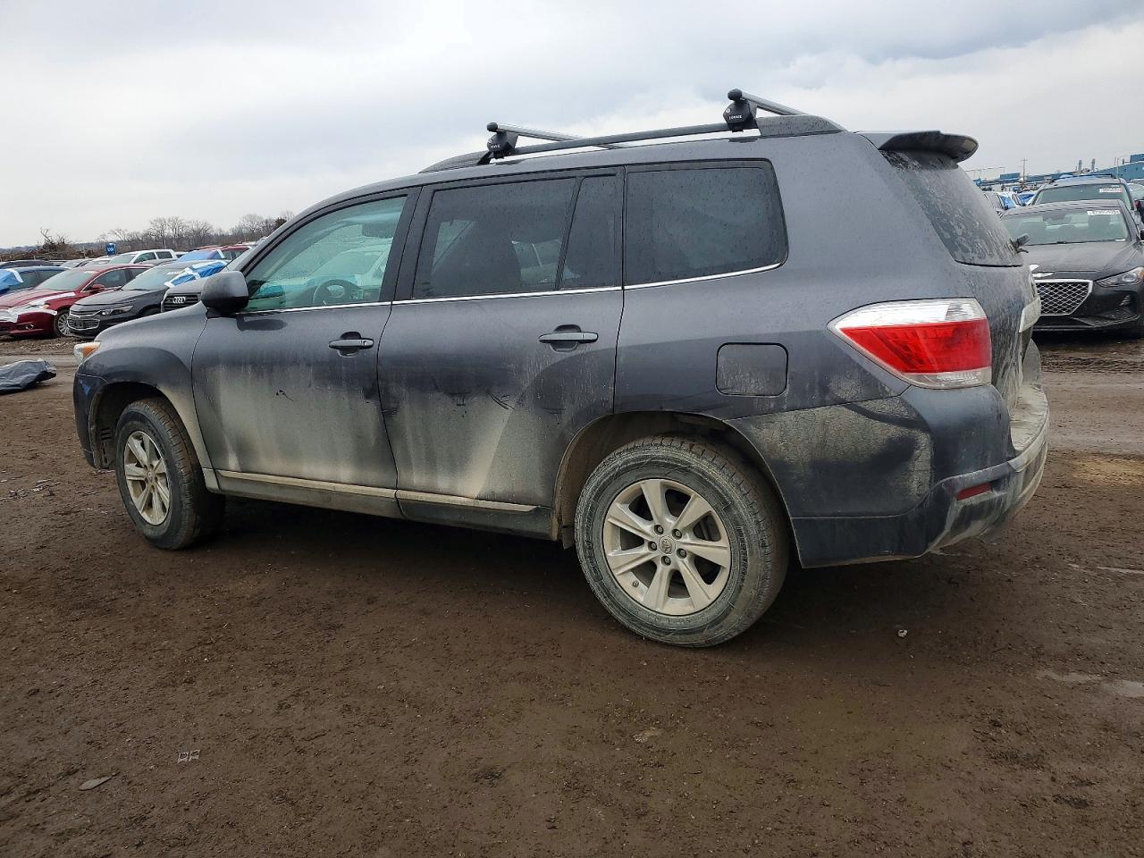 2013 Toyota Highlander Base Gray vin: 5TDBK3EH5DS180730
