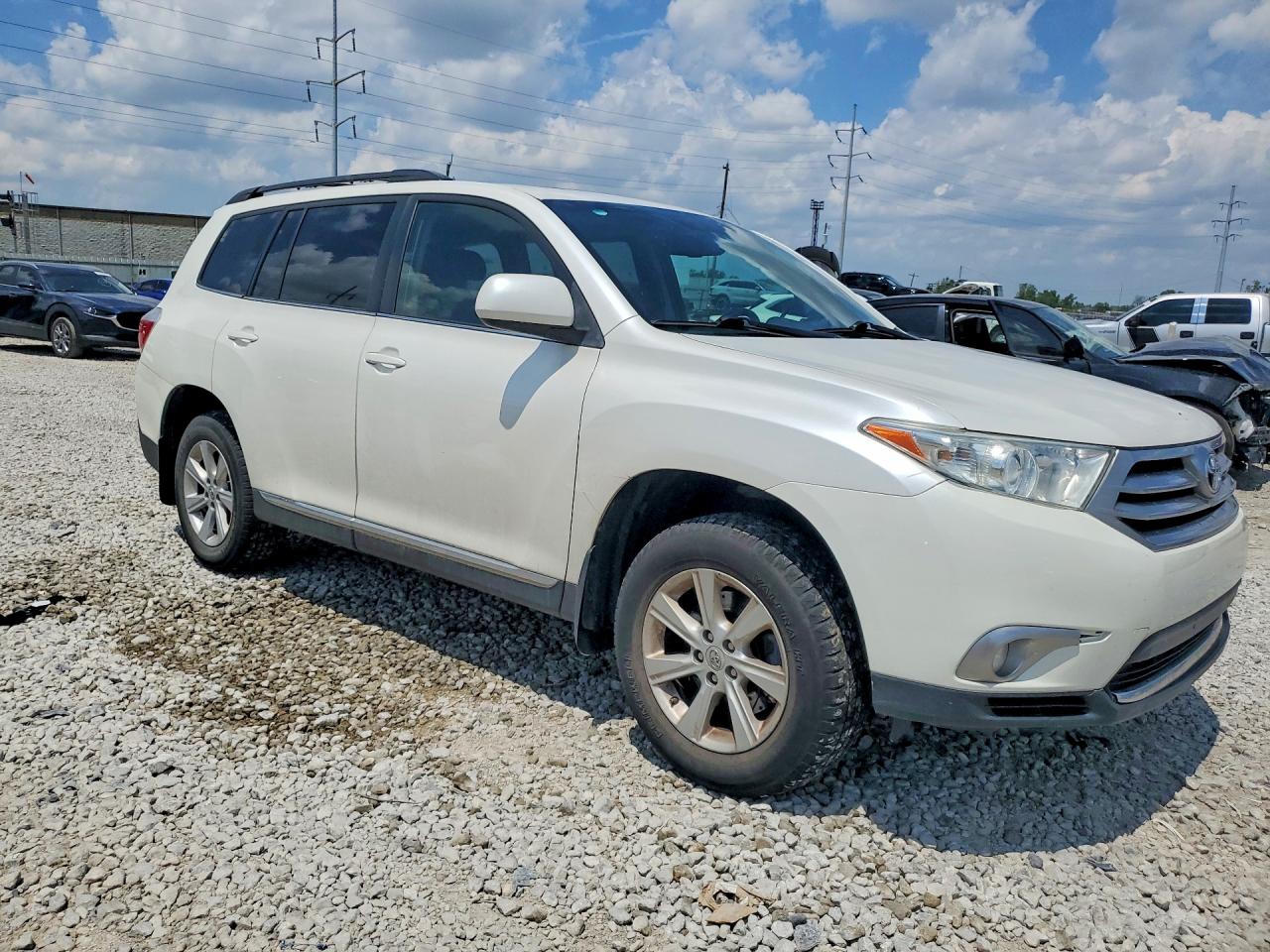 2013 Toyota Highlander Se Белый vin: 5TDBK3EH5DS192232