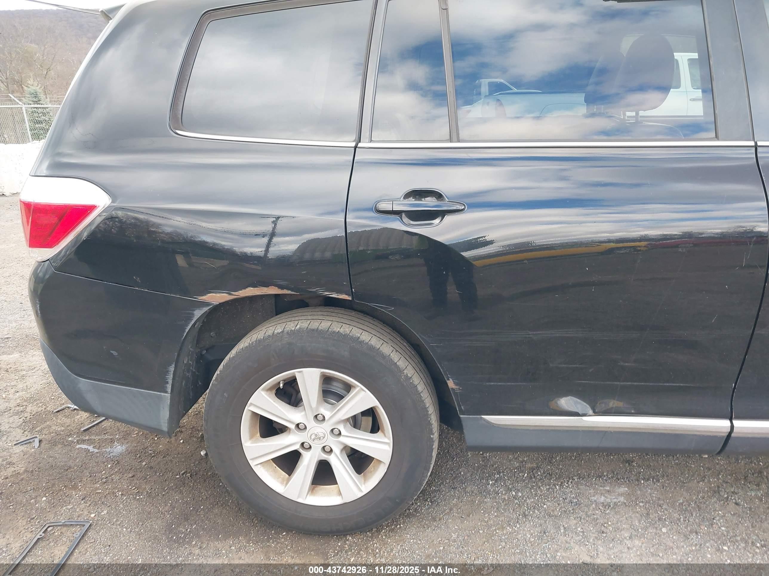 2013 Toyota Highlander Se V6 Black vin: 5TDBK3EH5DS208798