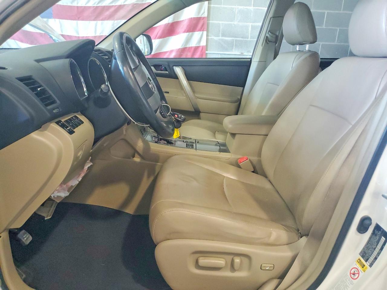 2013 Toyota Highlander Se White vin: 5TDBK3EH5DS229988