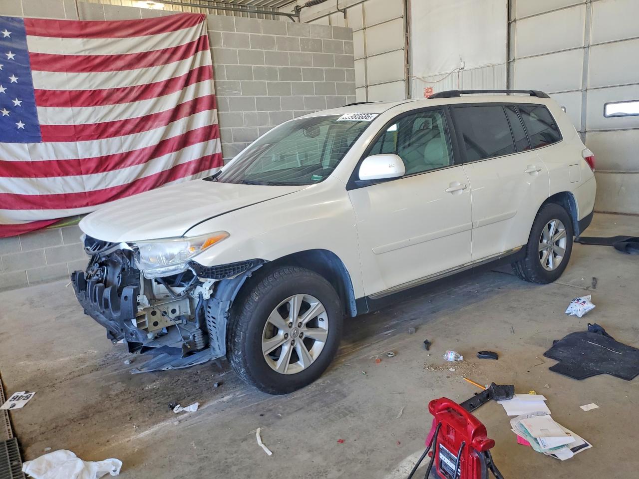 2013 Toyota Highlander Se White vin: 5TDBK3EH5DS229988