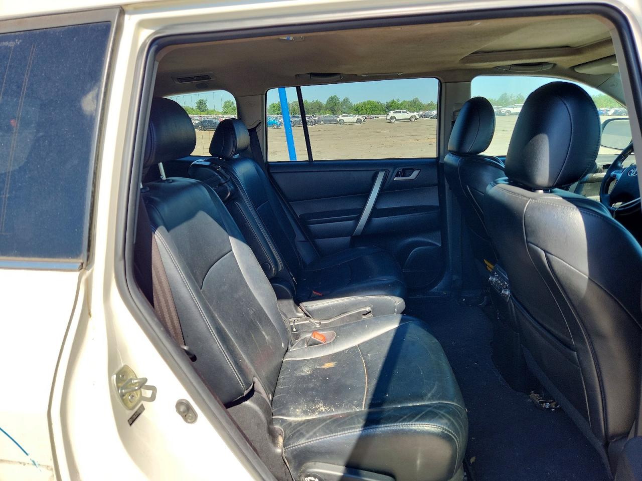 2013 Toyota Highlander Se White vin: 5TDBK3EH5DS238741