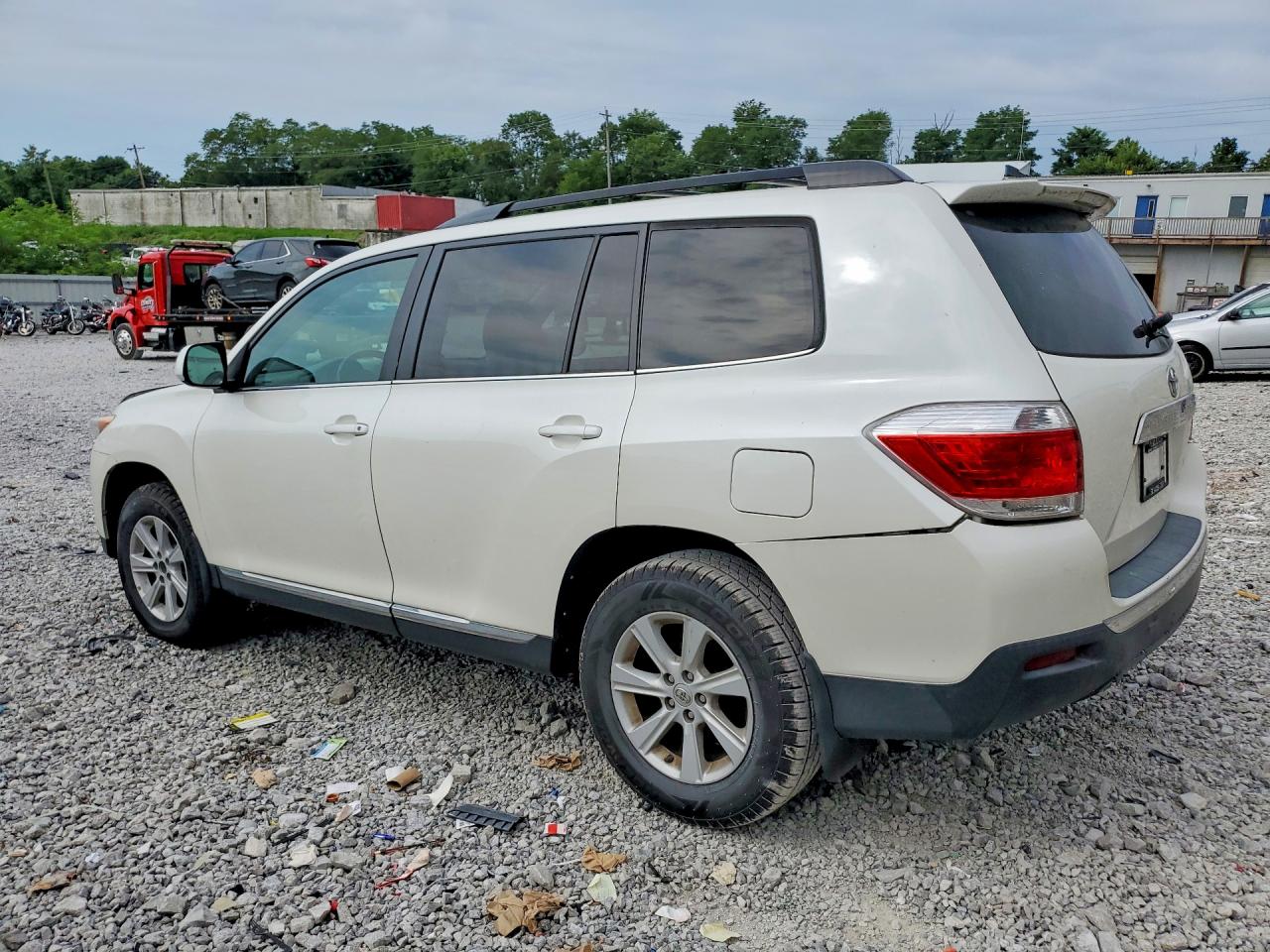 2013 Toyota Highlander Plus Белый vin: 5TDBK3EH5DS245284