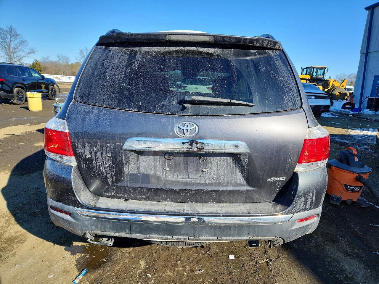 2013 Toyota Highlander Plus Gray vin: 5TDBK3EH5DS248752