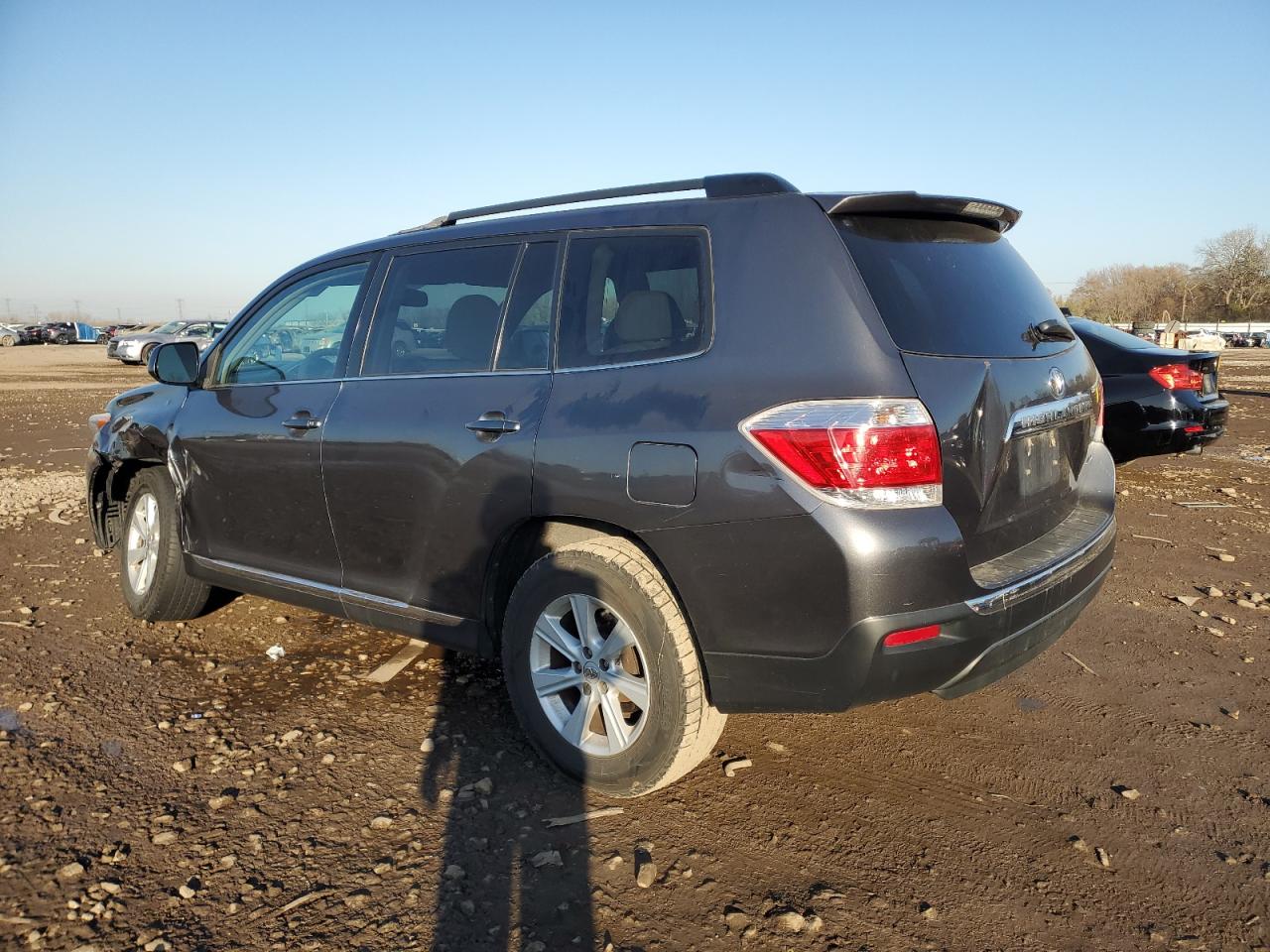 2013 Toyota Highlander Base Серый vin: 5TDBK3EH5DS264076