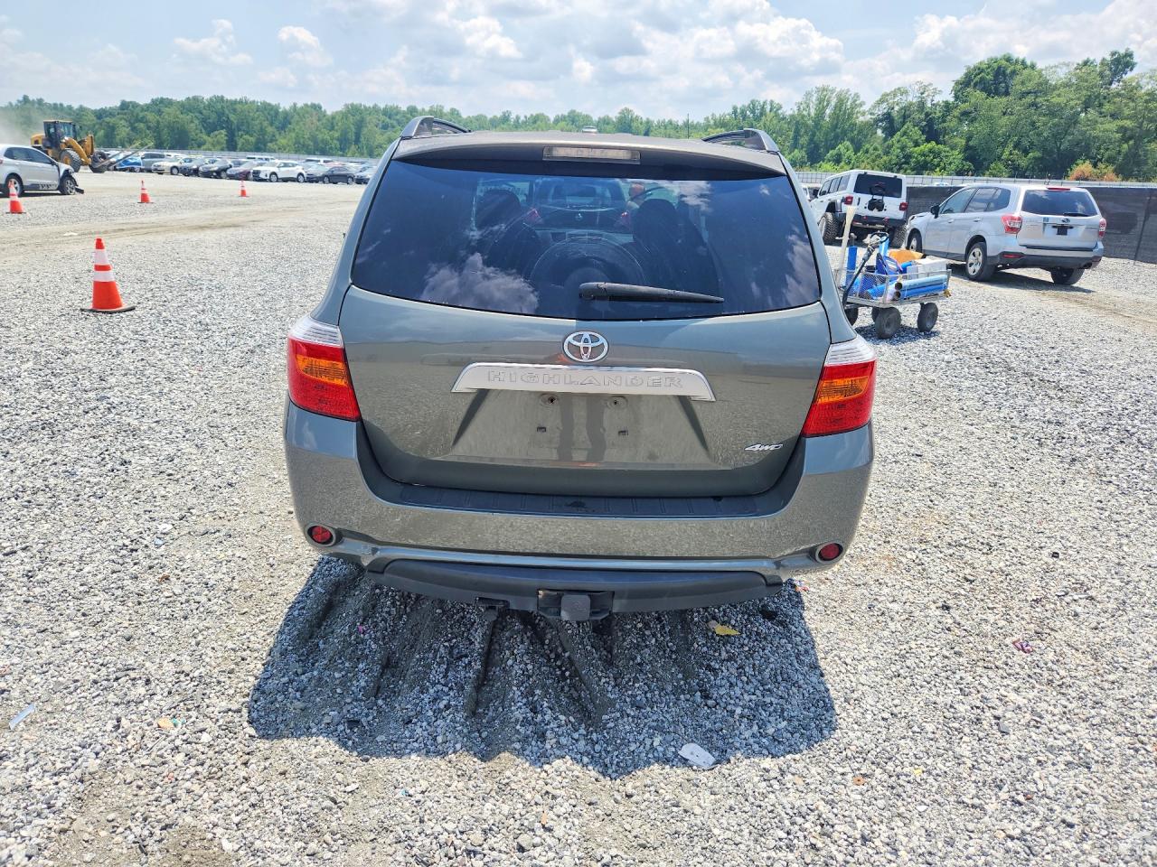 2010 Toyota Highlander Base Green vin: 5TDBK3EH6AS001770