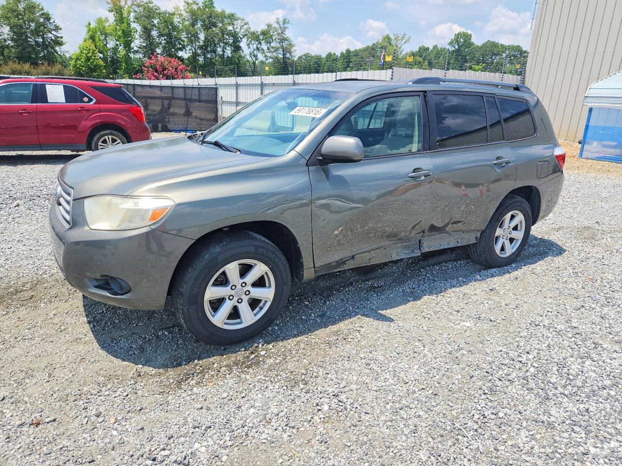 2010 Toyota Highlander Base Зеленый vin: 5TDBK3EH6AS001770