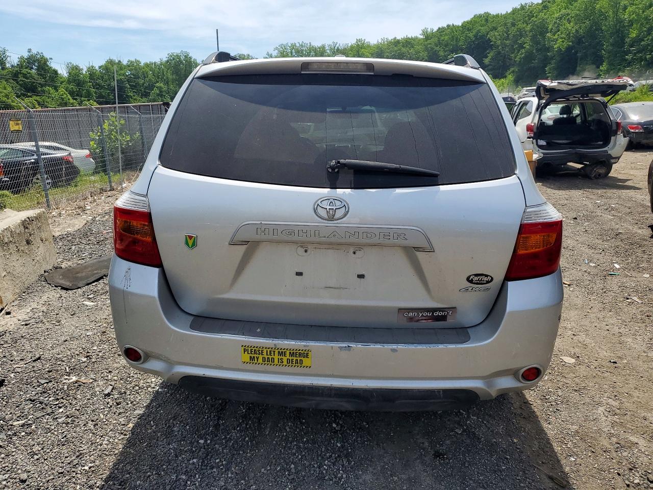 2010 Toyota Highlander Base Silver vin: 5TDBK3EH6AS019329
