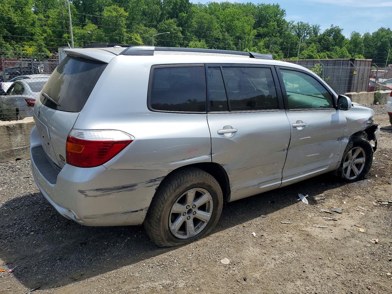 2010 Toyota Highlander Base Silver vin: 5TDBK3EH6AS019329
