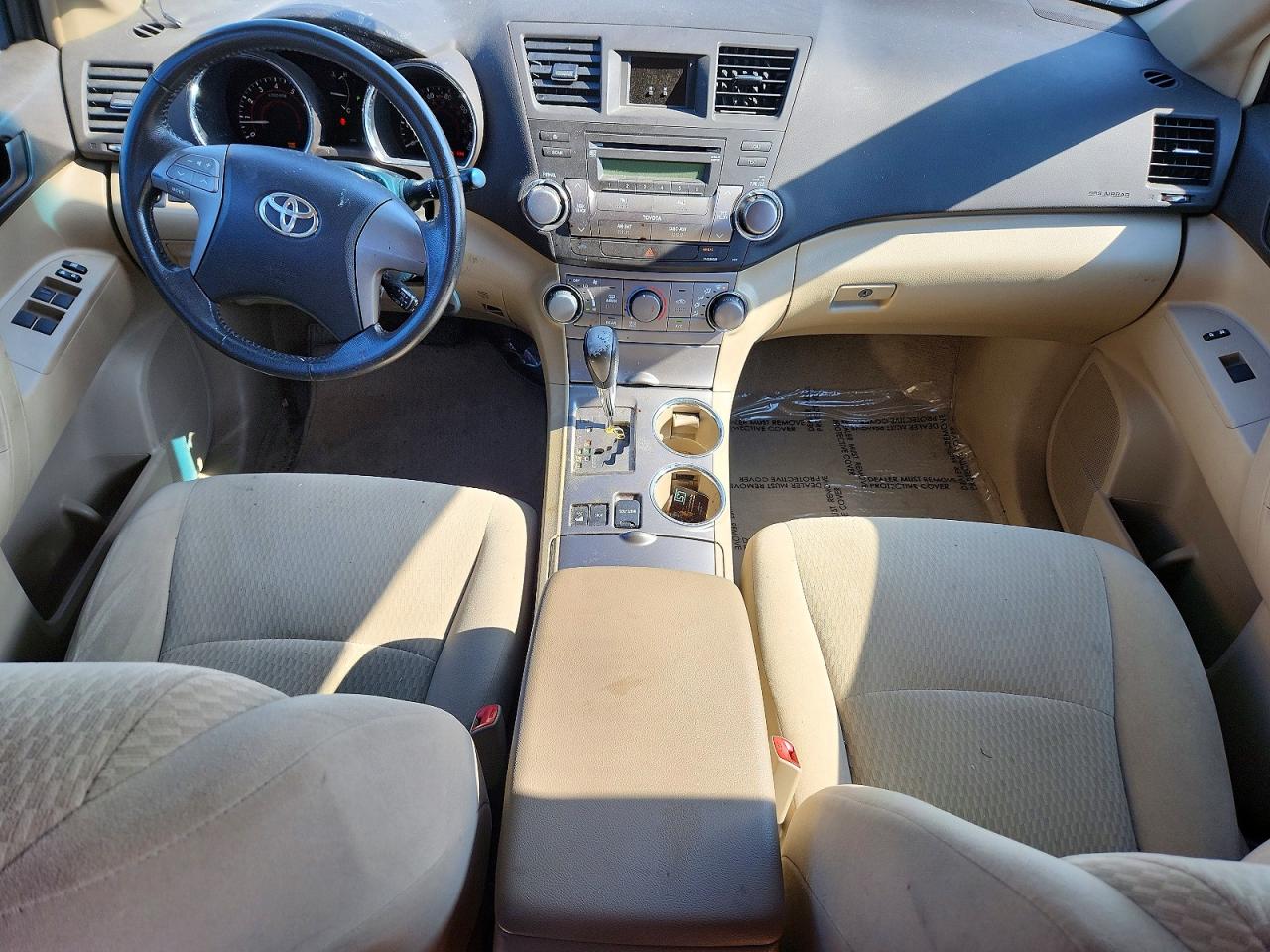 2010 Toyota Highlander Base Red vin: 5TDBK3EH6AS037796