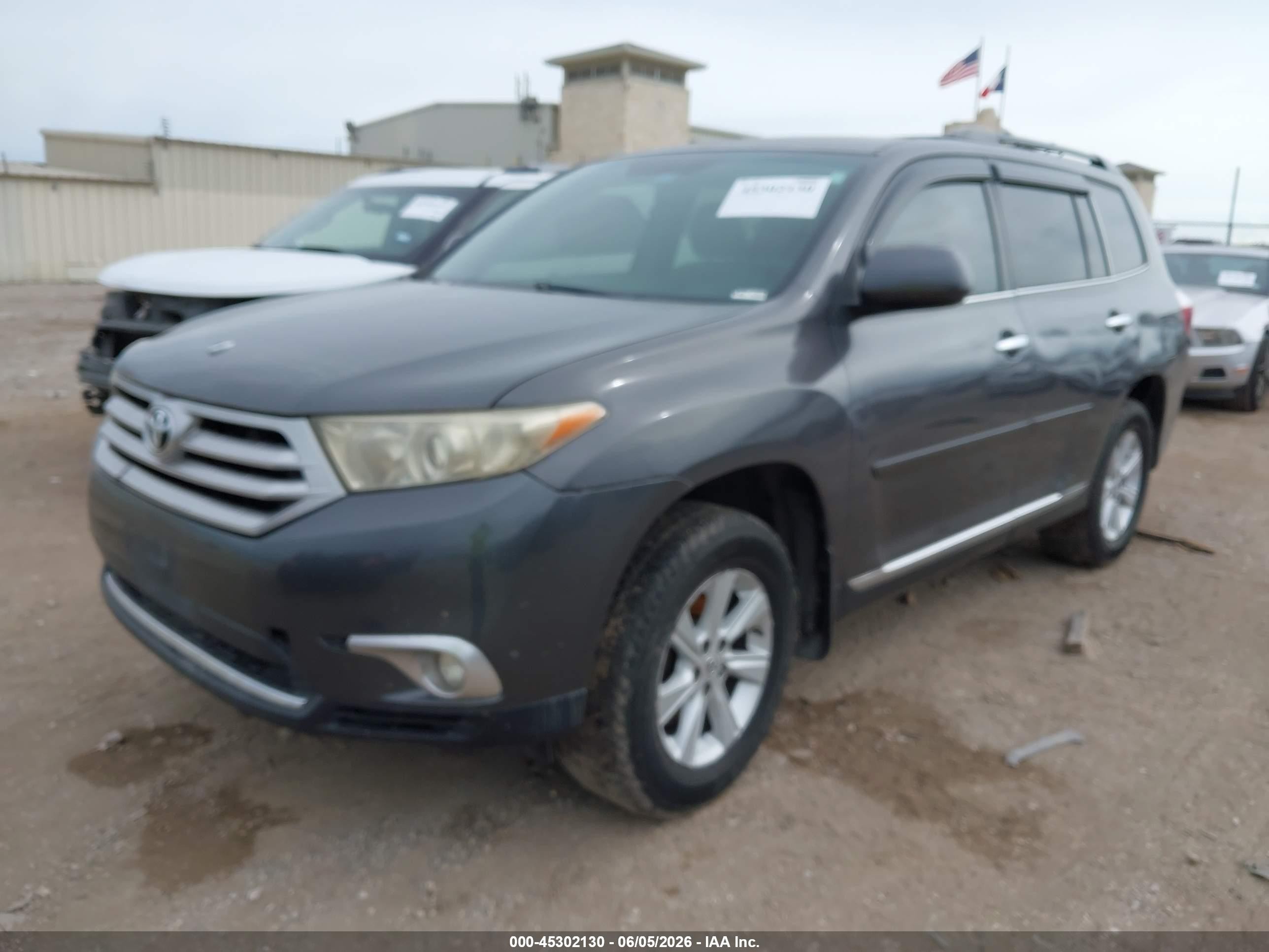 2011 Toyota Highlander Base V6 Black vin: 5TDBK3EH6BS055216