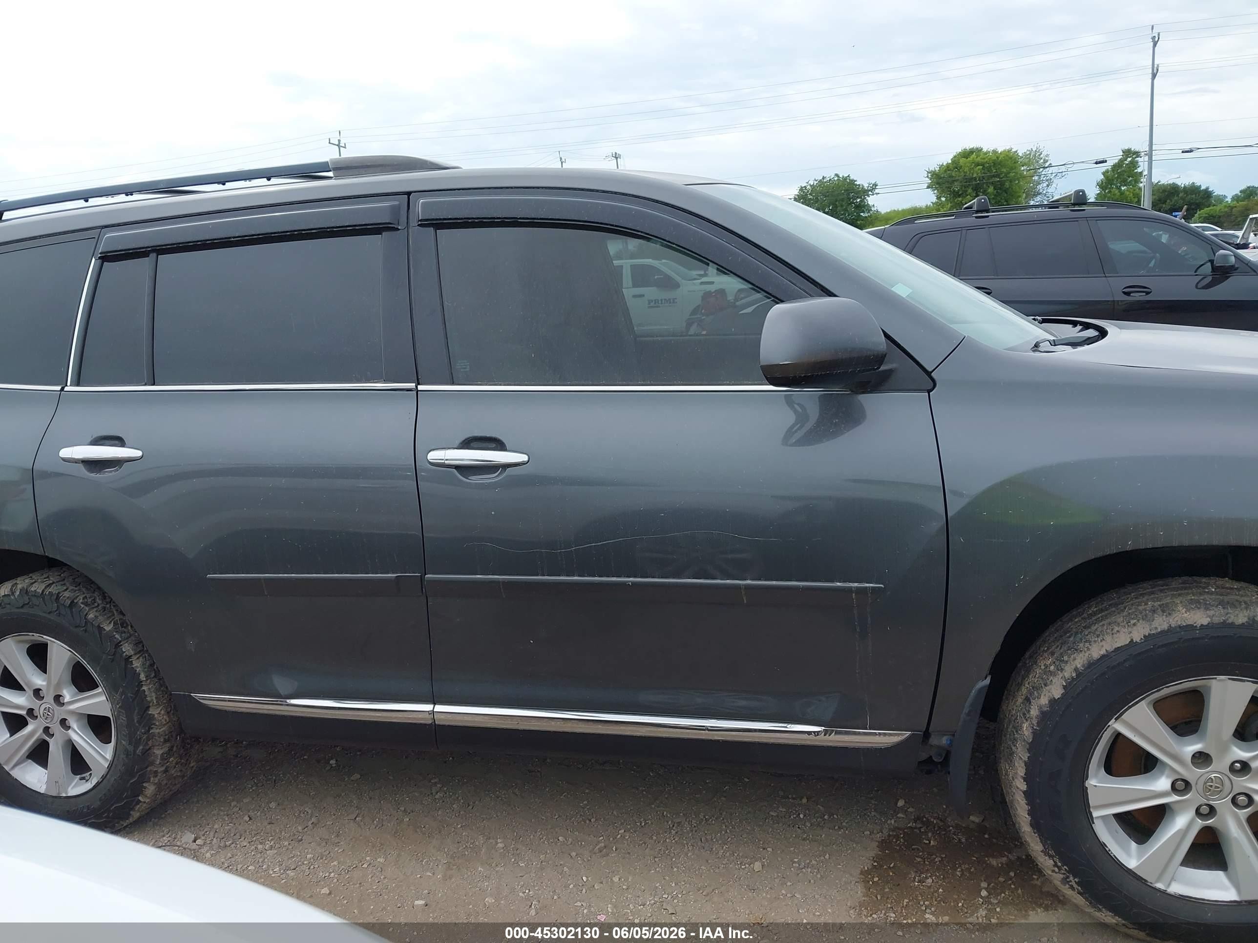 2011 Toyota Highlander Base V6 Black vin: 5TDBK3EH6BS055216