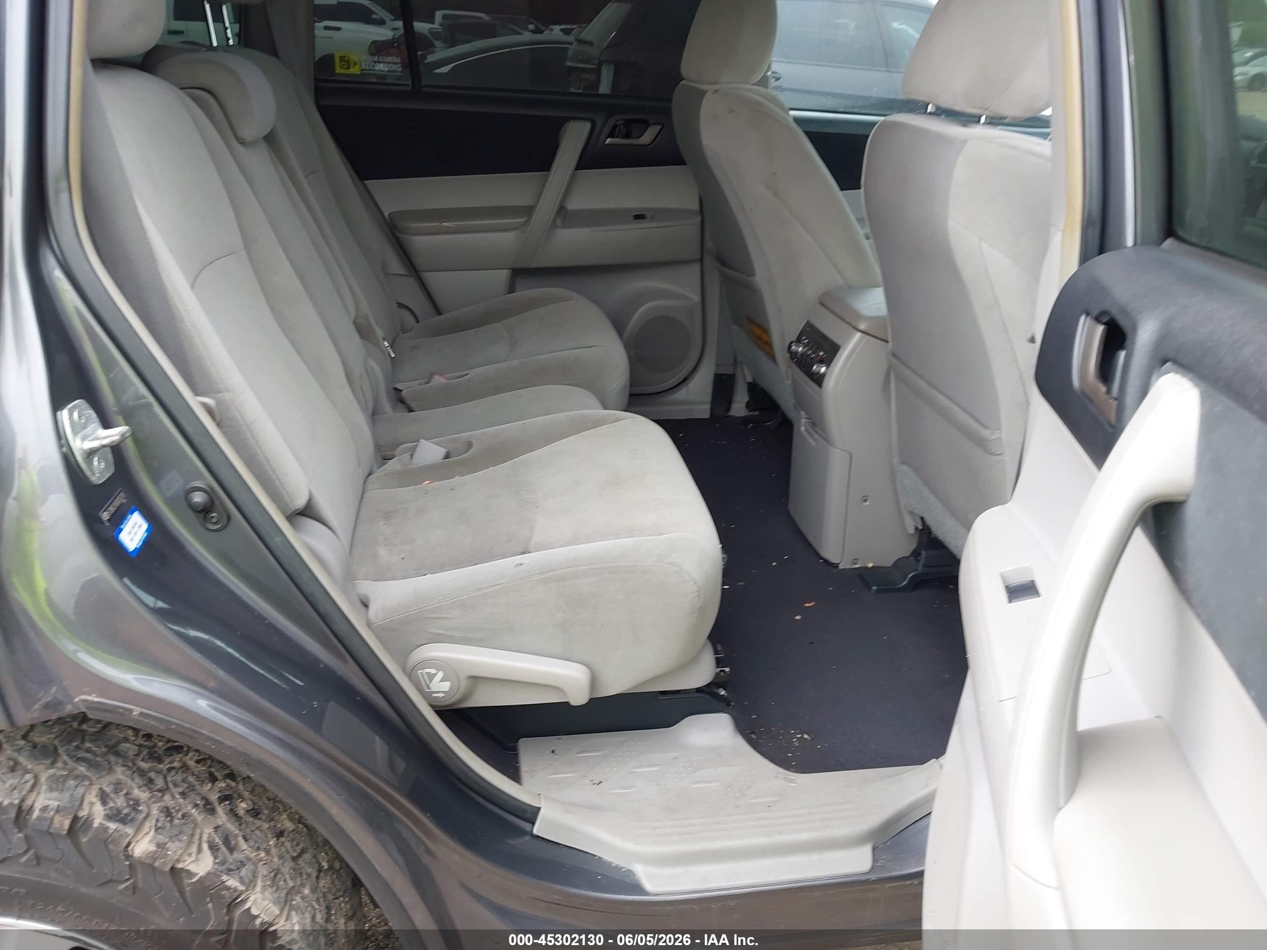 2011 Toyota Highlander Base V6 Black vin: 5TDBK3EH6BS055216