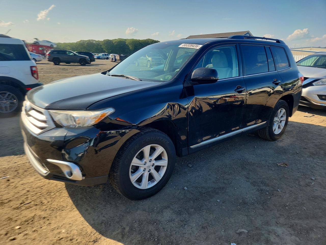 2012 Toyota Highlander Base Black vin: 5TDBK3EH6CS102472