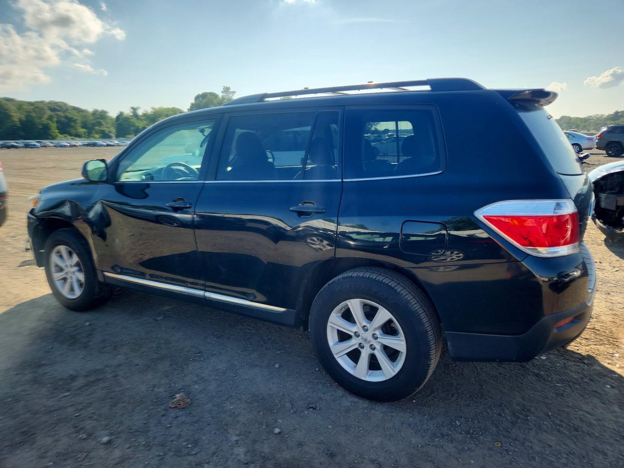 2012 Toyota Highlander Base Black vin: 5TDBK3EH6CS102472