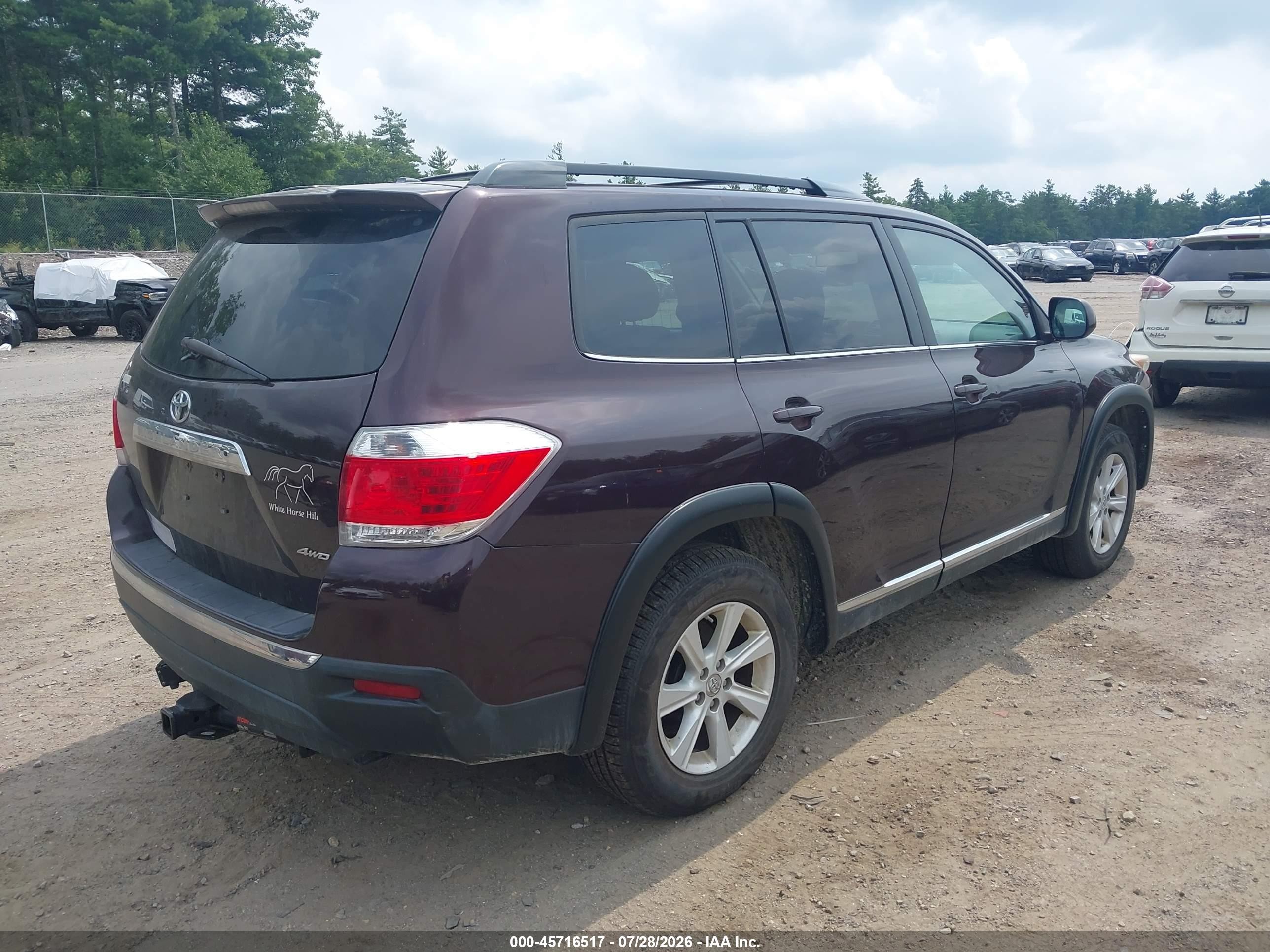 2012 Toyota Highlander Base V6 Maroon vin: 5TDBK3EH6CS119885