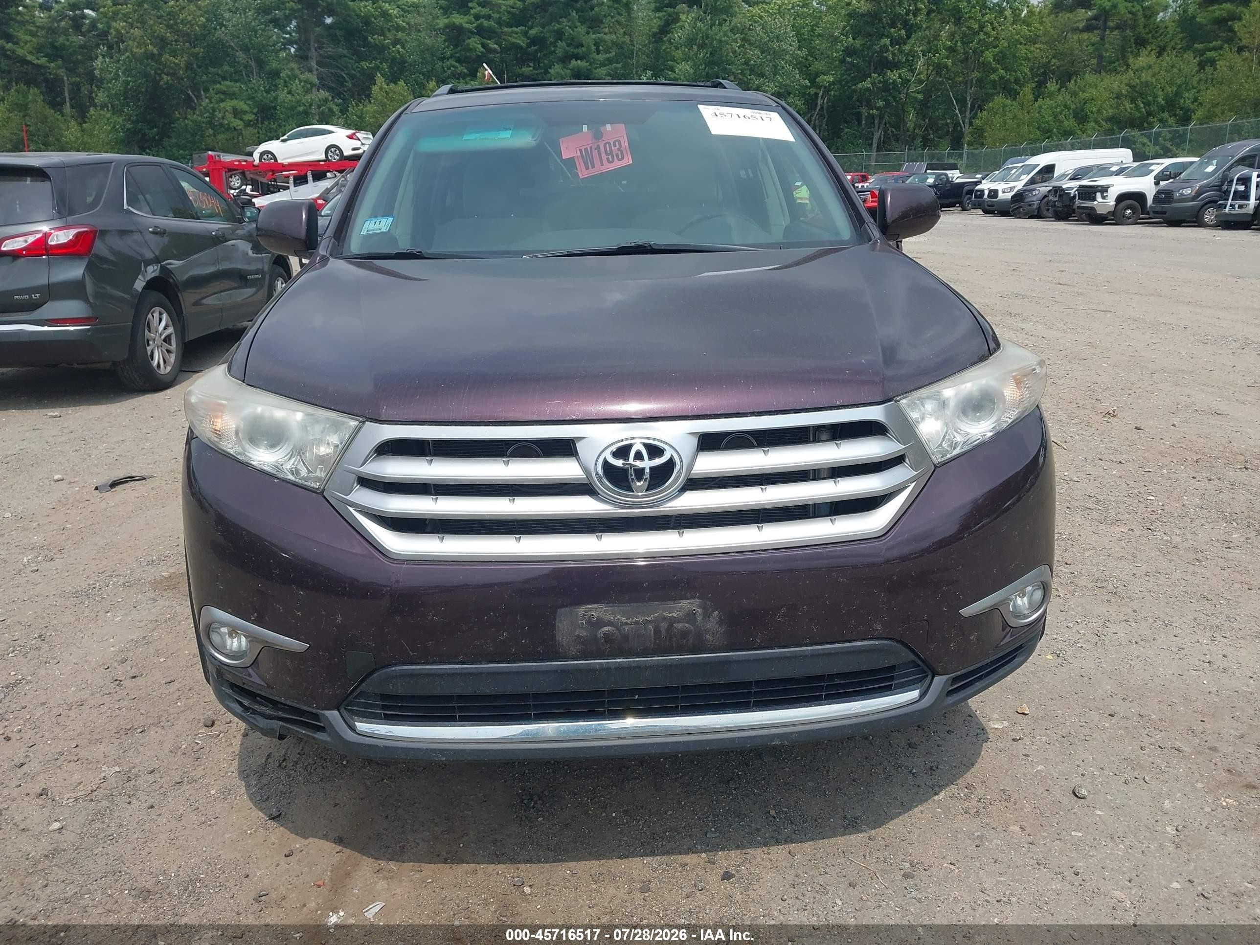 2012 Toyota Highlander Base V6 Maroon vin: 5TDBK3EH6CS119885