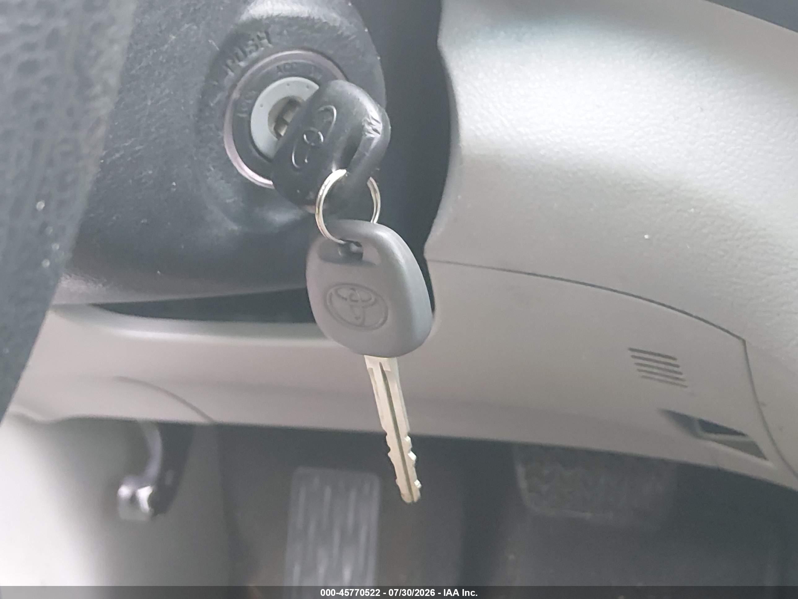 2012 Toyota Highlander Base V6 Серый vin: 5TDBK3EH6CS144432