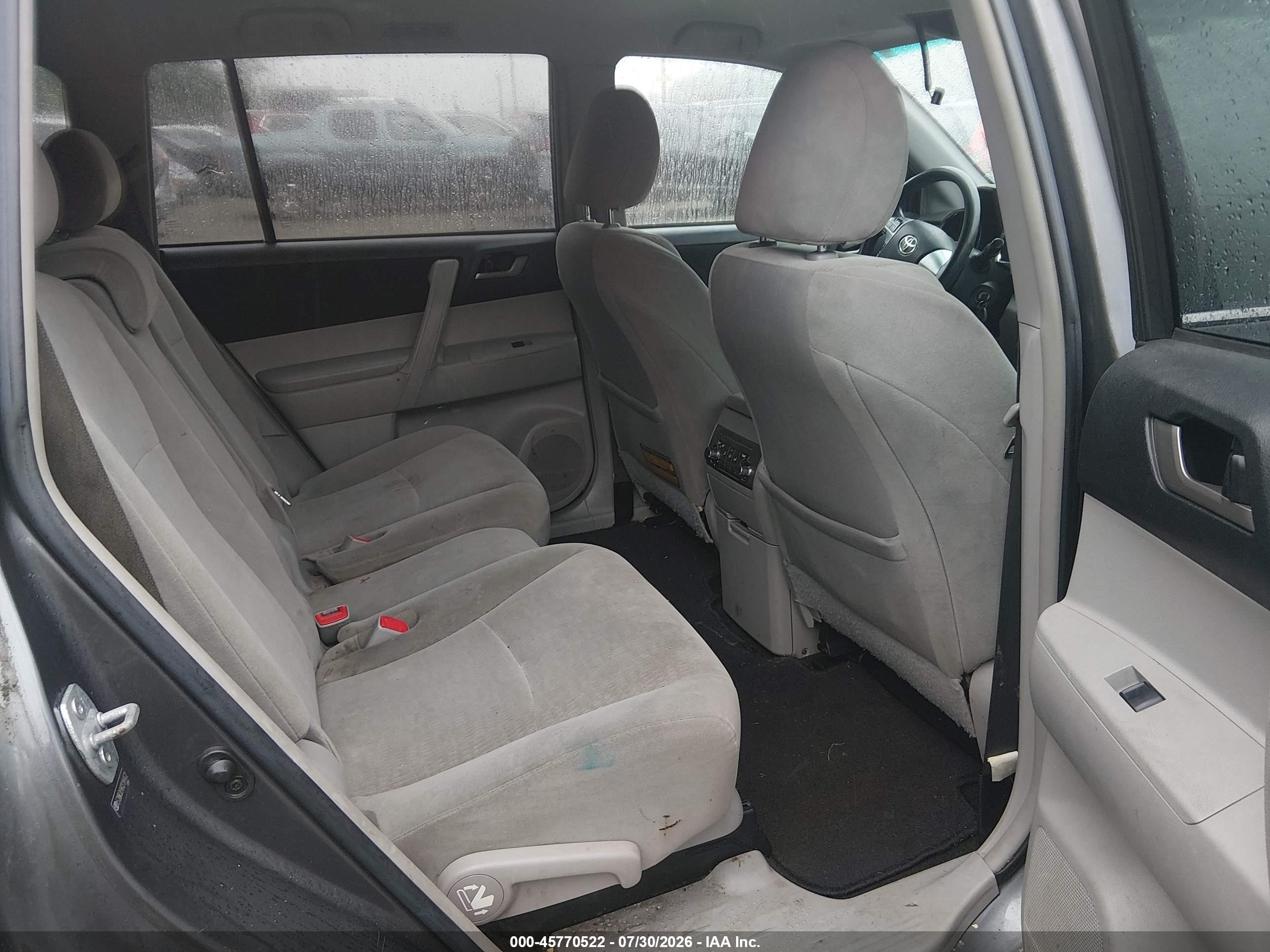 2012 Toyota Highlander Base V6 Серый vin: 5TDBK3EH6CS144432