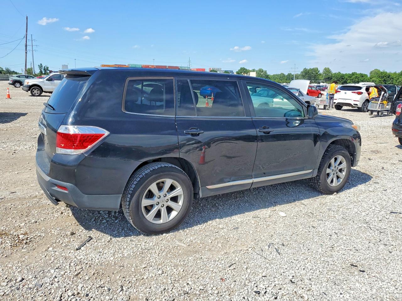 2013 Toyota Highlander Base Черный vin: 5TDBK3EH6DS218658