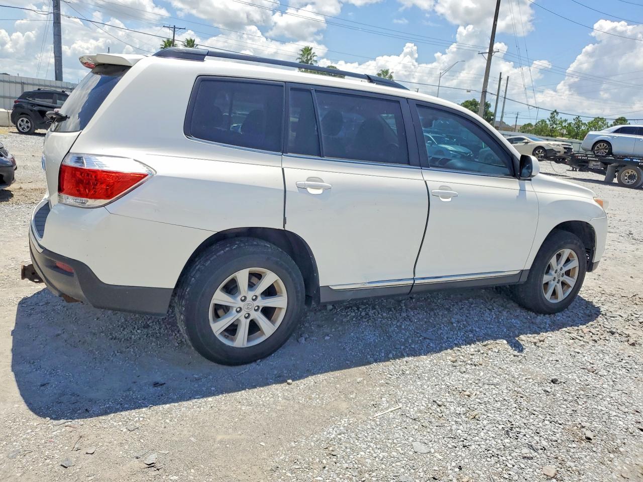 2013 Toyota Highlander Se White vin: 5TDBK3EH6DS255144