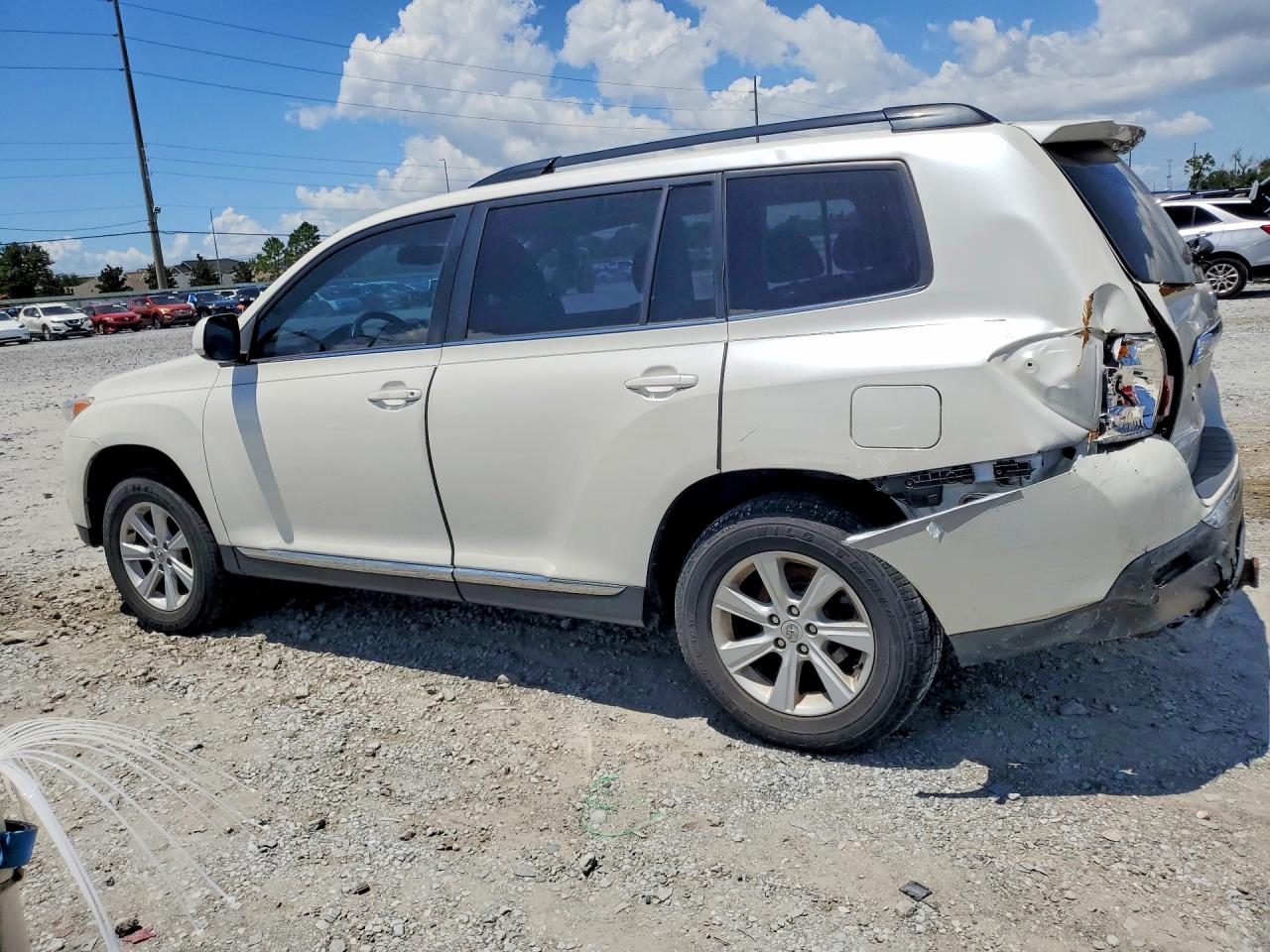 2013 Toyota Highlander Se White vin: 5TDBK3EH6DS255144