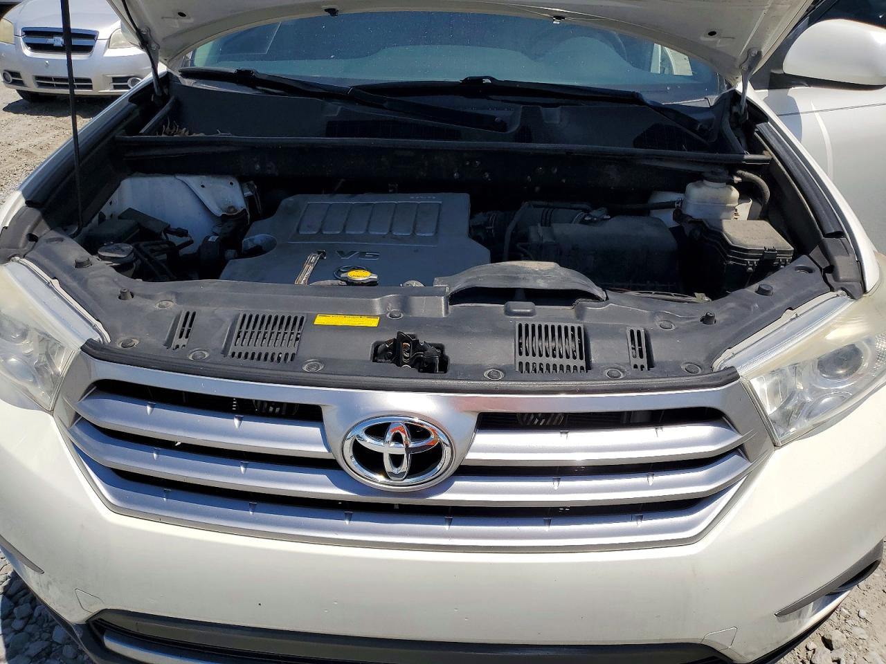 2013 Toyota Highlander Se White vin: 5TDBK3EH6DS255144