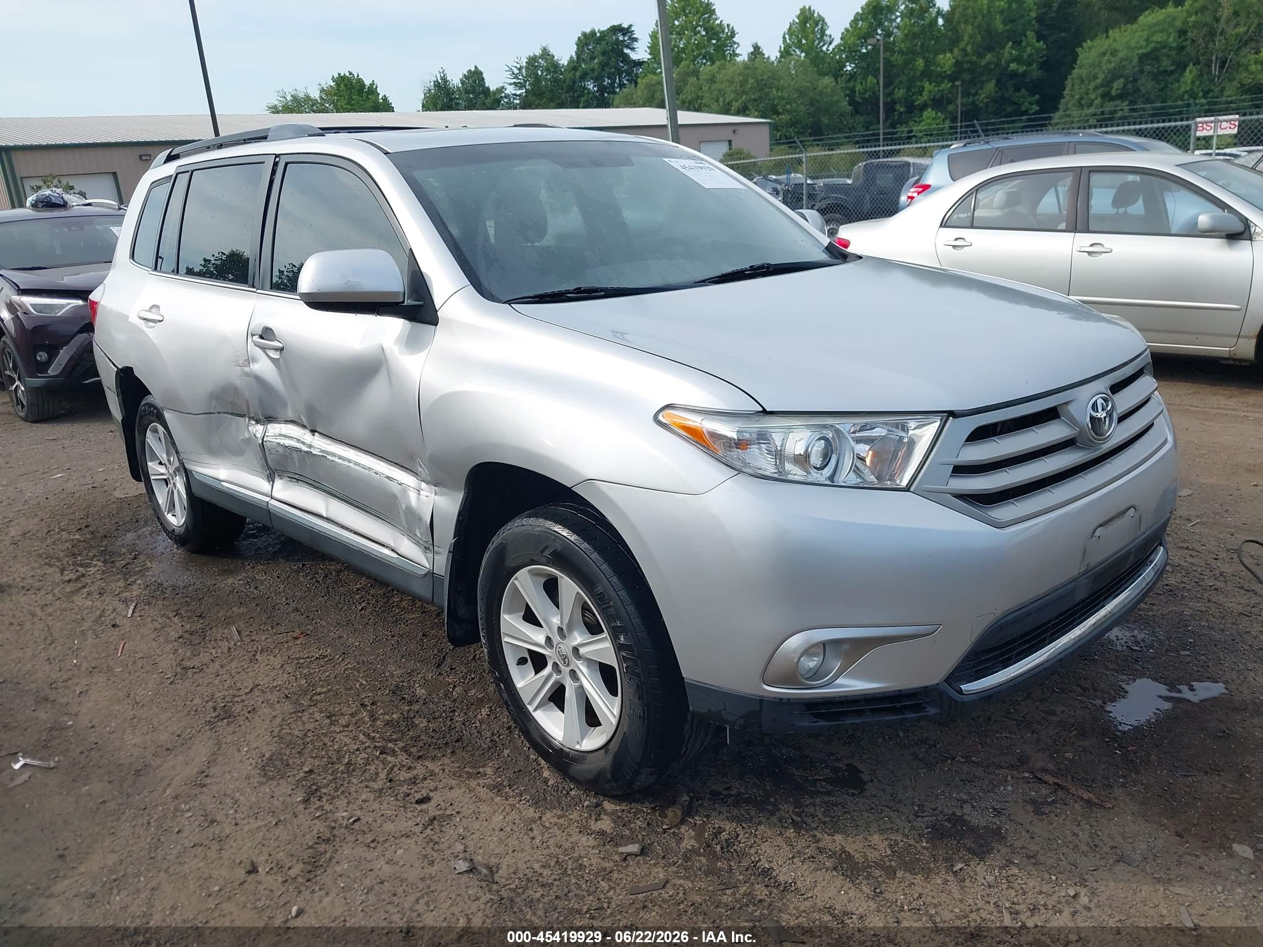 2013 Toyota Highlander Se V6 Silver vin: 5TDBK3EH6DS256830