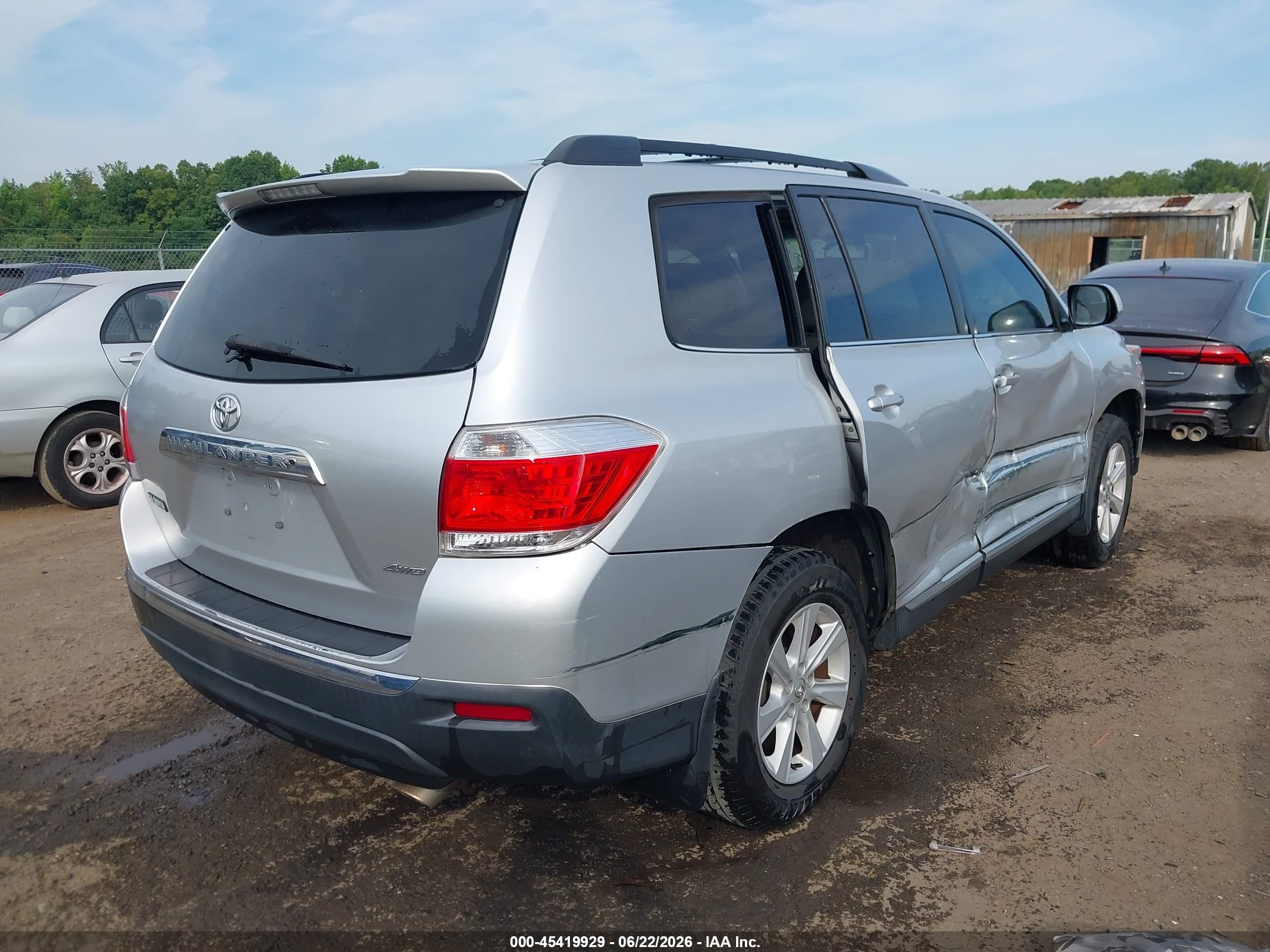 2013 Toyota Highlander Se V6 Silver vin: 5TDBK3EH6DS256830