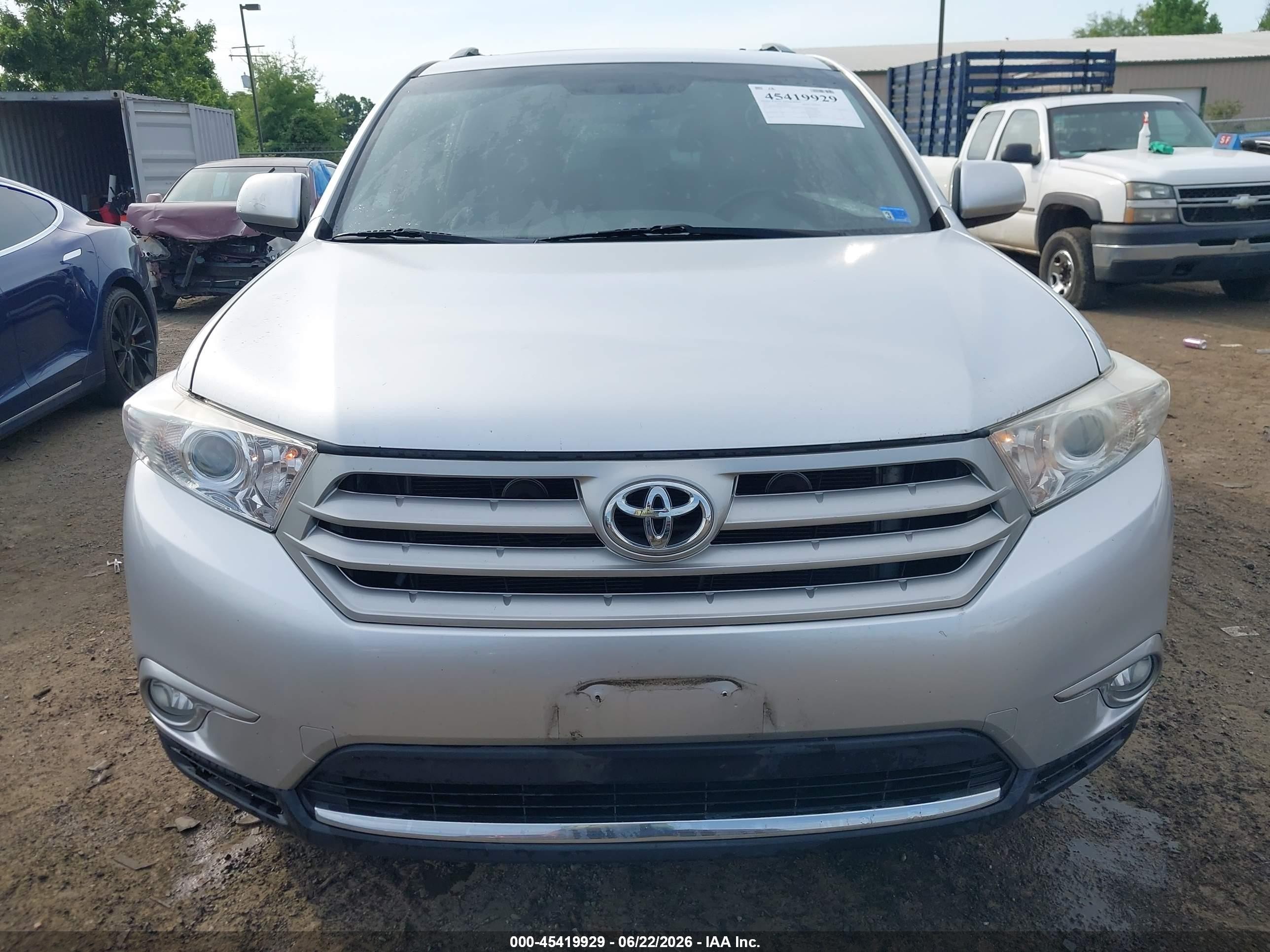 2013 Toyota Highlander Se V6 Silver vin: 5TDBK3EH6DS256830