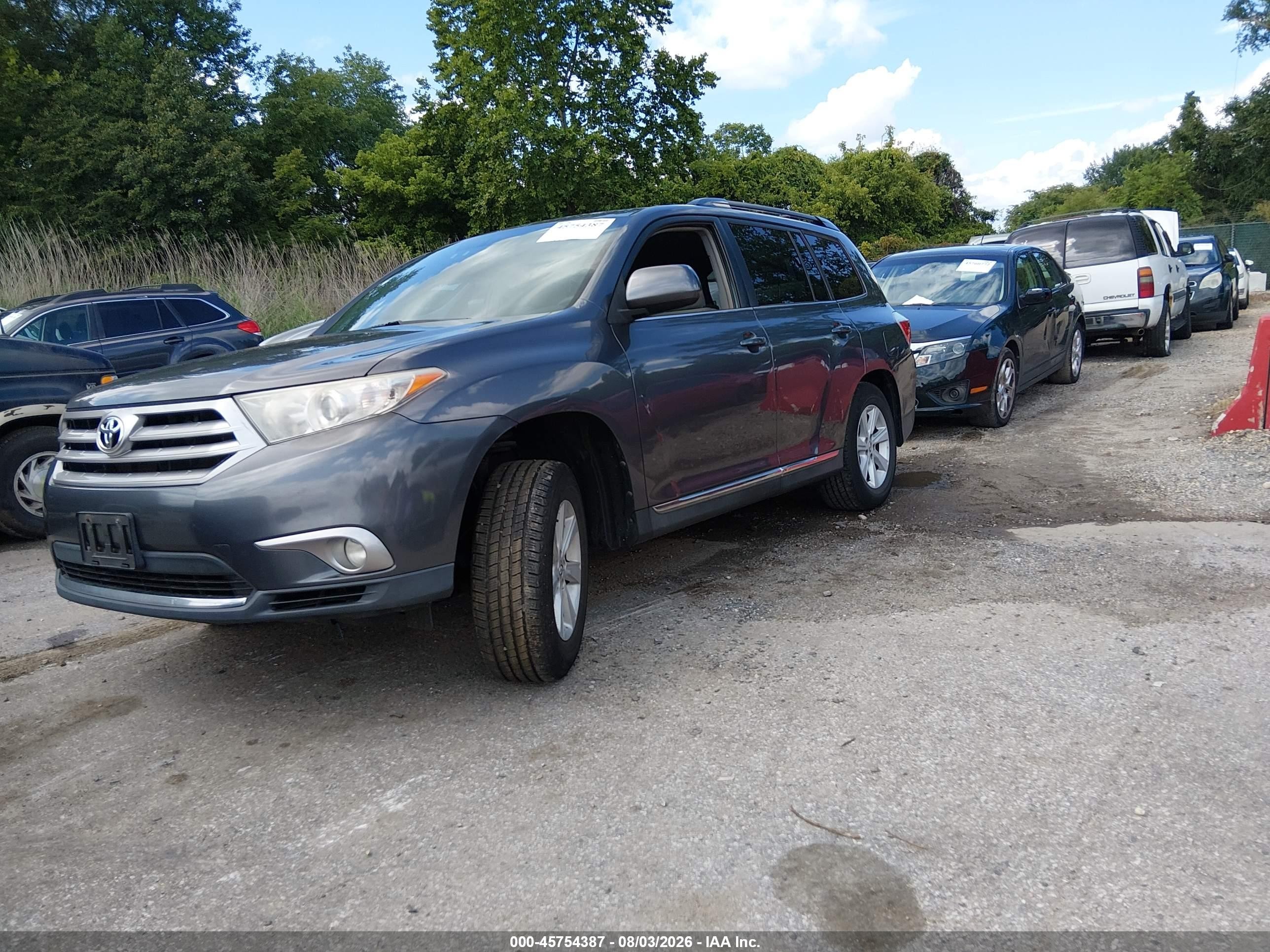 2013 Toyota Highlander Base Plus V6 Gray vin: 5TDBK3EH6DS262269