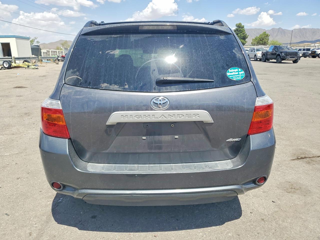 2010 Toyota Highlander Base Gray vin: 5TDBK3EH7AS007366