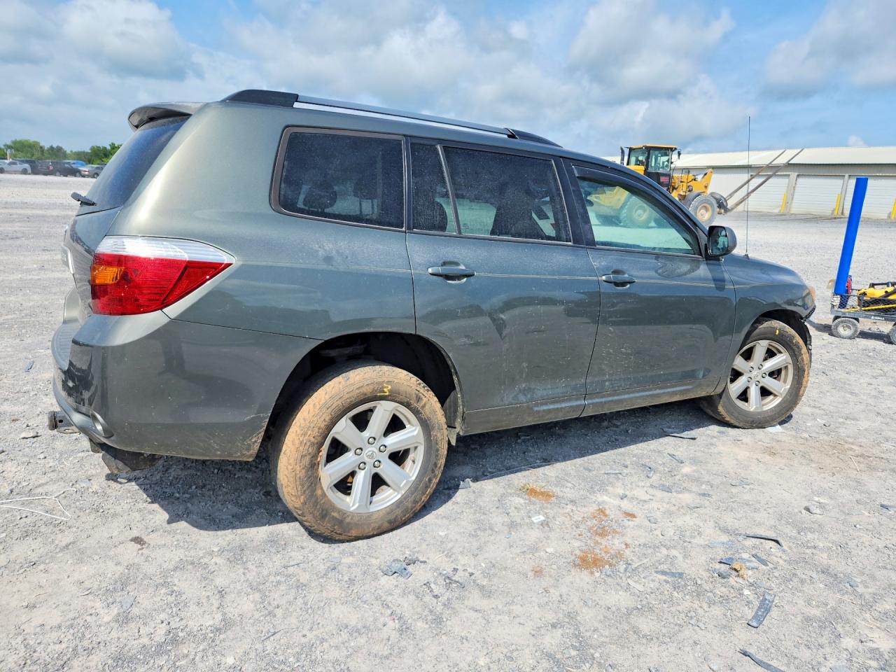 2010 Toyota Highlander Base Зеленый vin: 5TDBK3EH7AS013037