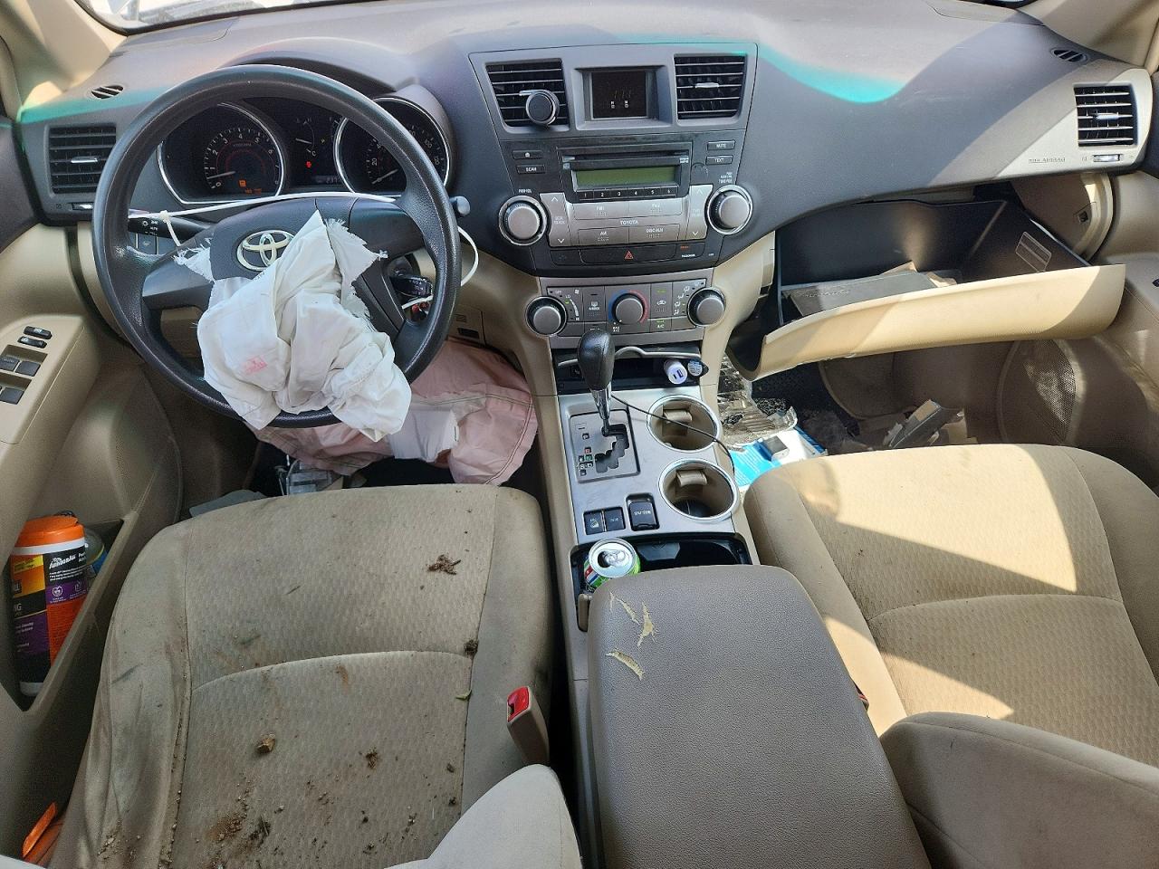 2010 Toyota Highlander Base Зеленый vin: 5TDBK3EH7AS013037