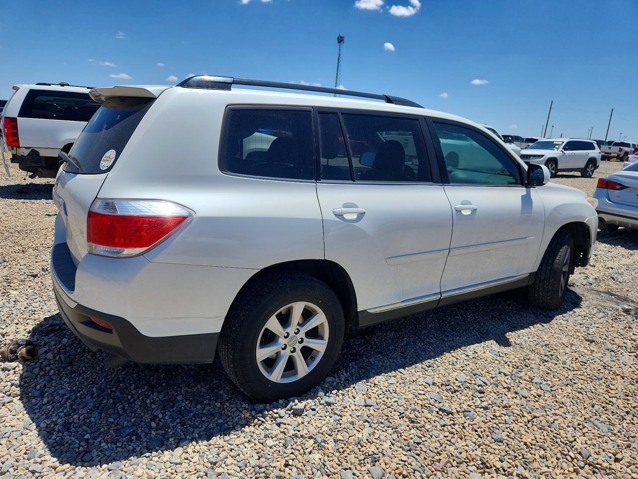 2011 Toyota Highlander Se White vin: 5TDBK3EH7BS042538