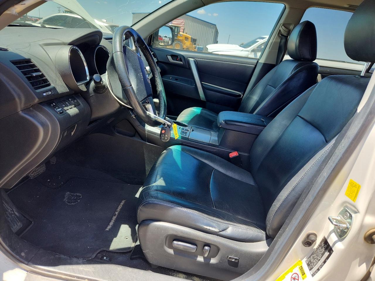 2011 Toyota Highlander Se White vin: 5TDBK3EH7BS042538